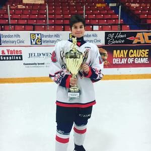 Meet your Posher, Axton